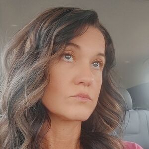 Meet your Posher, Brandi